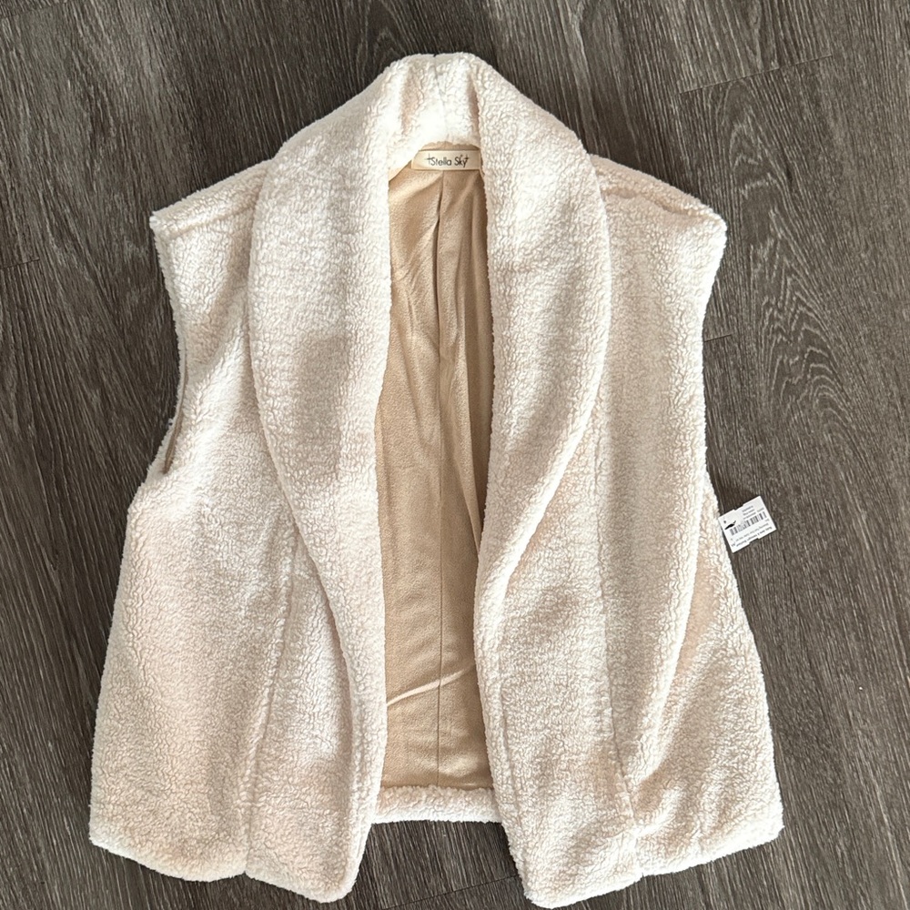 Cream Sherpa Vest